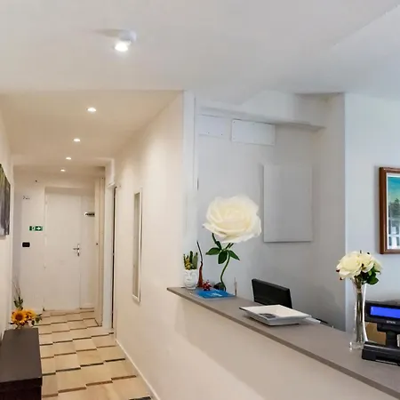 فندق مبيت وإفطار Solaris Wellness 3*